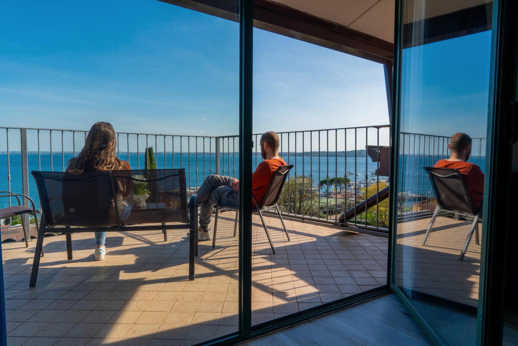 Ahg Riva Del Sole Hotel - Adults Only Moniga del Garda Zewnętrze zdjęcie