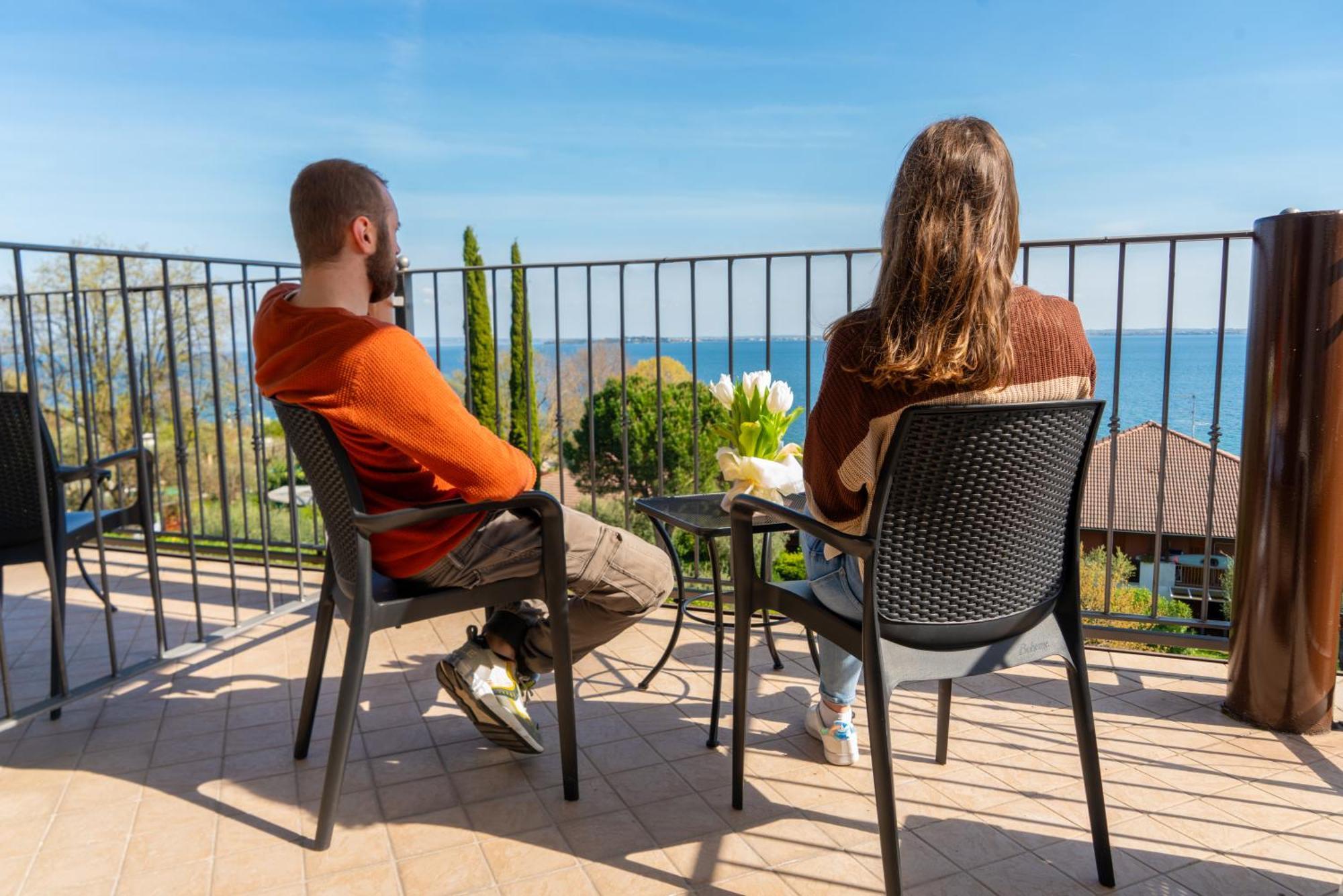 Ahg Riva Del Sole Hotel - Adults Only Moniga del Garda Zewnętrze zdjęcie