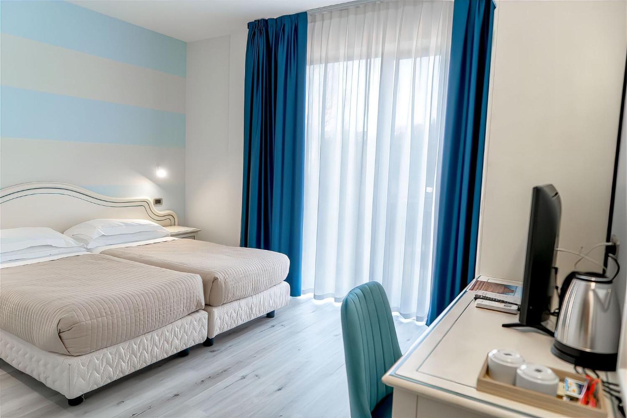 Ahg Riva Del Sole Hotel - Adults Only Moniga del Garda Zewnętrze zdjęcie