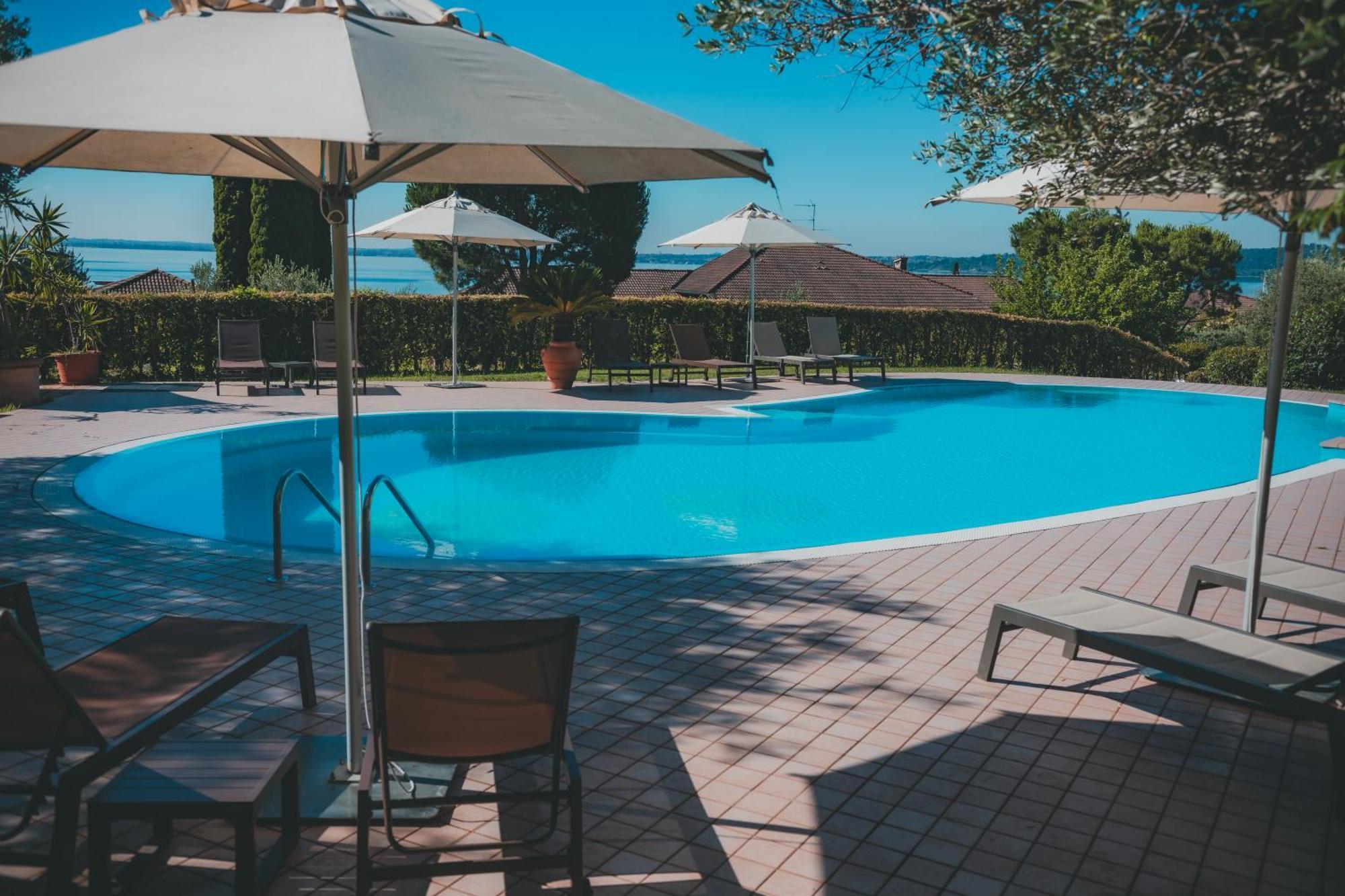 Ahg Riva Del Sole Hotel - Adults Only Moniga del Garda Zewnętrze zdjęcie