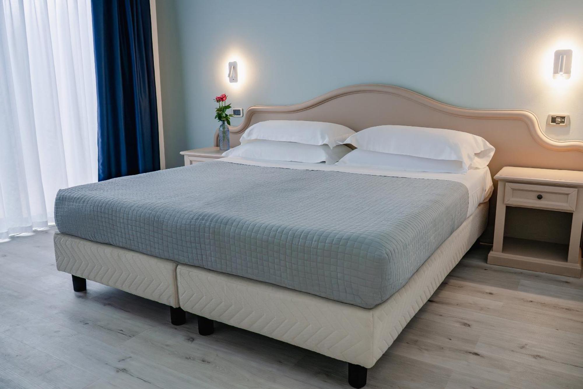 Ahg Riva Del Sole Hotel - Adults Only Moniga del Garda Zewnętrze zdjęcie